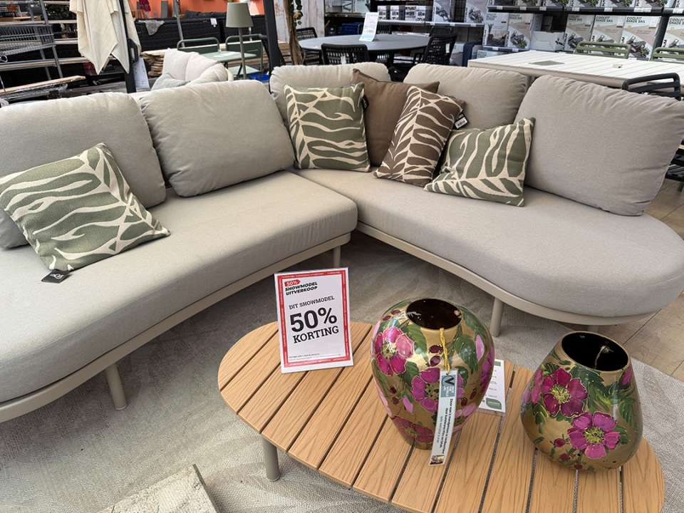 Goedkope showmodellen bij tuincentrum Osdorp in Amsterdam
