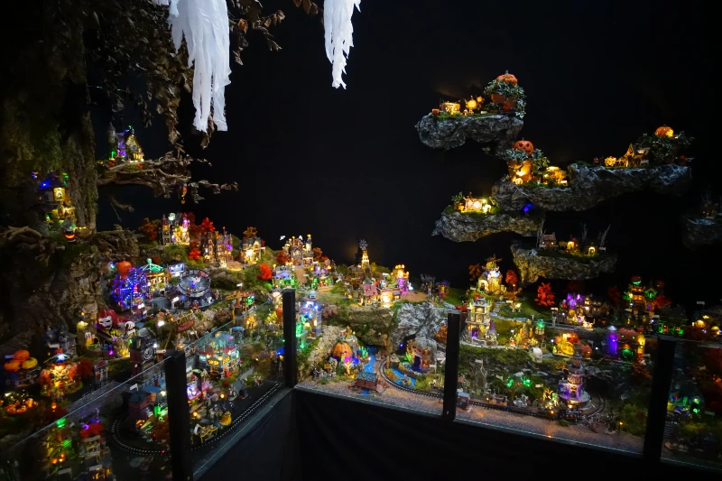 Lemax Spooky Town minidorp tuincentrum Osdorp 2024