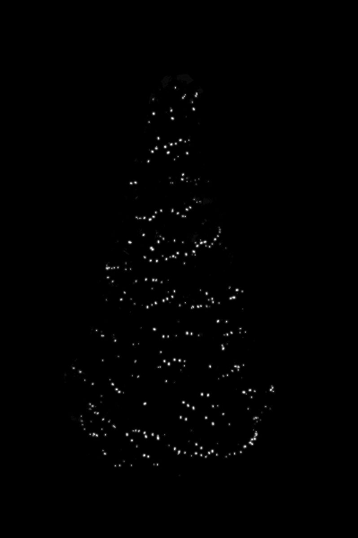 30 meter micro cluster kerstverlichting in een kerstboom van 180 centimeter