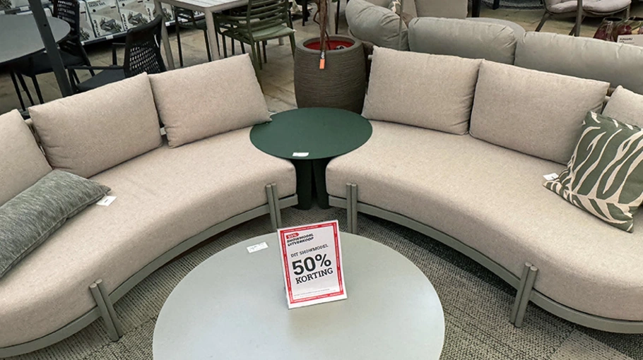 TUINMEUBEL<BR> SHOWMODELLEN<BR>UITVERKOOP