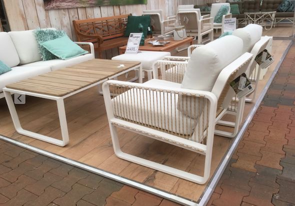 Vier opvallende tuinmeubeltrends: ultiem chillen en terug naar de sixties! Vier opvallende tuinmeubeltrends: ultiem chillen en terug naar de sixties!