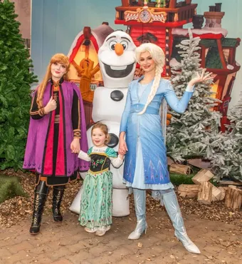 Anna & Elsa 2024