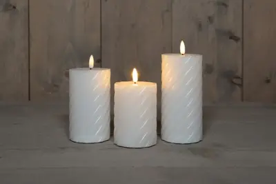 Anna's Collection LED buitenkaars 3d flame swirl 7.5 cm wit 3 stuks - afbeelding 1