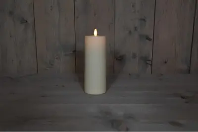 Anna's Collection LED buitenkaars flame effect 8x22cm ivoor 1 stuks - afbeelding 1