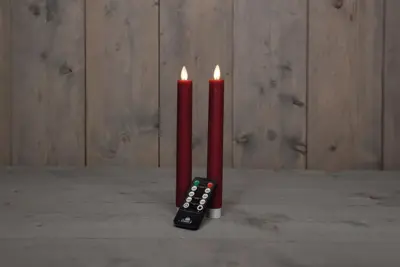 Anna's Collection LED dinerkaars flame effect rustiek 23 cm bordeaux 2 stuks - afbeelding 1