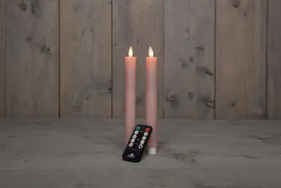 Anna's Collection LED dinerkaars flame effect rustiek 23 cm lichtroze 2 stuks - afbeelding 2