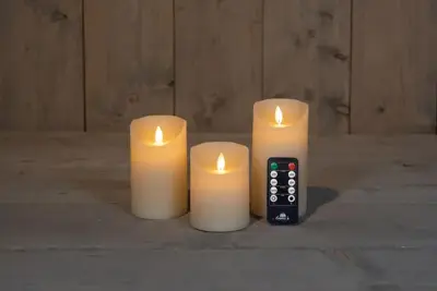 Anna's Collection LED kaars flame effect rustiek set 7.5 cm ivoor 3 stuks - afbeelding 1