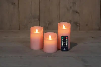 Anna's Collection LED kaars flame effect rustiek set 7.5 cm lichtroze 3 stuks - afbeelding 1