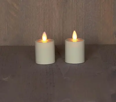 Anna's Collection LED votief kaars flame effect set 8x4.5cm ivoor 2 stuks - afbeelding 1