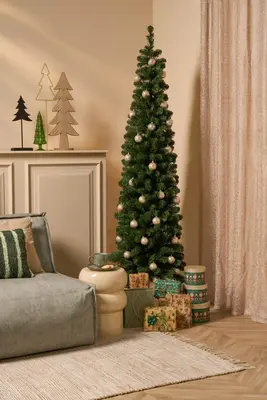 Black Box Trees Charlton Pilar grote kunstkerstboom groen 260cm - afbeelding 2