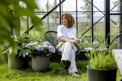 Capi urban bol smooth nl kunststof bloempot 54x52 cm warme taupe - afbeelding 8