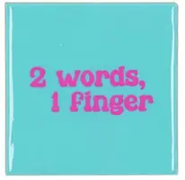 Daan Kromhout Design tegeltje keramiek 2 words 1 finger 10x10cm groen