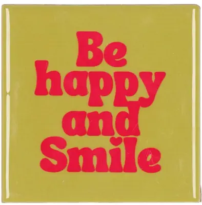 Daan Kromhout Design tegeltje keramiek be happy and smile 10x10cm green