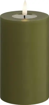 Deluxe Homeart LED kaars real flame 7.5x12.5cm olive green  - afbeelding 1