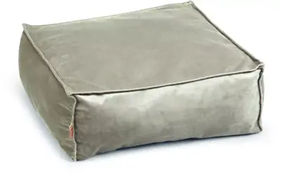 Designed by Lotte Velveti kattenkussen fluweel grijs 50x50x20 cm