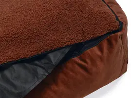 Designed by Lotte Yndis hondenkussen terracotta 80 x 70 x 22cm - afbeelding 2