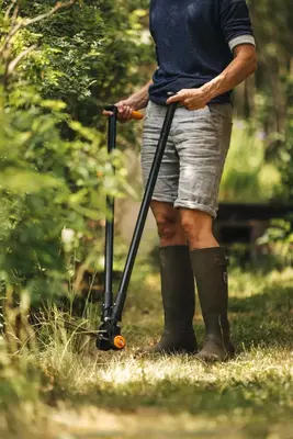 Fiskars GS53 Gras- en Heggenschaar – 90 cm | Voor strak snoeiwerk zonder bukken - afbeelding 6