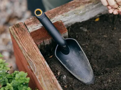 Fiskars Solid Bloemenschepje - 8 cm Werkbreedte - afbeelding 4