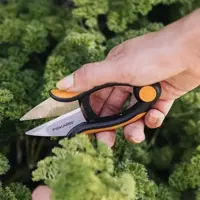 Fiskars Solid™ Kruidenschaar (SP220) - afbeelding 7