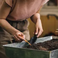 Fiskars Solid Zaadplantschepje – 4-in-1 multifunctioneel gereedschap - afbeelding 5