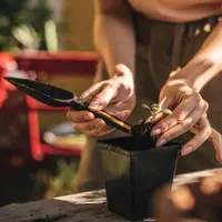 Fiskars Solid Zaadplantschepje – 4-in-1 multifunctioneel gereedschap - afbeelding 6
