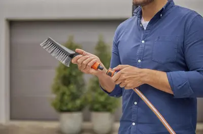GARDENA Cleansystem borstel M zacht met slangaansluiting - afbeelding 3