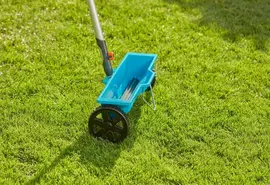 GARDENA Combisystem Strooiwagen – 40 cm strooibreedte – Inhoud 3 liter – Voor oppervlaktes tot 100 m² - afbeelding 2