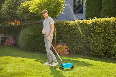 GARDENA Combisystem Strooiwagen – 40 cm strooibreedte – Inhoud 3 liter – Voor oppervlaktes tot 100 m² - afbeelding 3