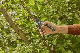 Gardena PremiumCut Pro Snoeischaar – Voor krachtig en precies snoeien van vers hout - afbeelding 4