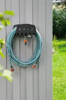 Gardena Wandhouder Set – Compleet met 20 m tuinslang, koppelstukken en tuinspuit - Slangdiameter: 13 mm - afbeelding 2