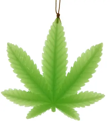 Kerst ornament cannabis blad glow in the dark 10cm groen 1 - afbeelding 1