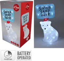 Kerstfiguur LED beer – 35 cm met “Santa stop here” bordje - afbeelding 2