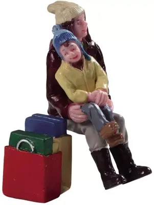 Lemax christmas shopping break s/2 kerstdorp figuur type 2 2019 - afbeelding 1