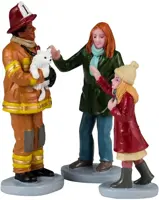 Lemax fireman to the rescue s/3 kerstdorp figuur type 3 2024 - afbeelding 1