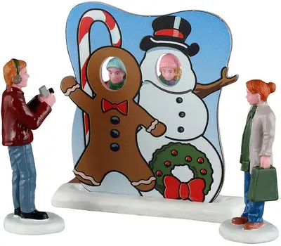 Lemax frosty photo op kerstdorp figuur type 5 Harvest Crossing 2026 - afbeelding 1