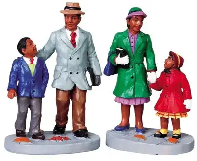 Lemax going to church, s/2 kerstdorp figuur type 4 Caddington Village 2009 - afbeelding 1