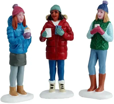 Lemax hot cocoa with friends s/3 kerstdorp figuur type 3 Vail Village 2024 - afbeelding 1