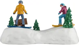 Lemax snowboarding practice kerstdorp tafereel Vail Village 2026 - afbeelding 4