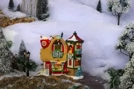 Lemax the eggnog bar verlicht kersthuisje Santa's Wonderland 2024 - afbeelding 4
