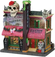 Lemax the skull and rose tattoo studio verlicht huisje Spooky Town 2022 - afbeelding 1