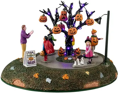 Lemax trick or treaters parade bewegend tafereel Spooky Town 2025 - afbeelding 1