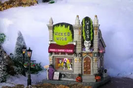 Lemax wicked wigs verlicht huisje Spooky Town 2024 - afbeelding 2