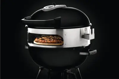 Napoleon Spit & pizza oven voor kettle 57 cm - afbeelding 3