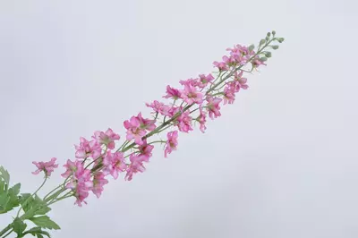 Silk-ka kunsttak delphinium 116cm roze - afbeelding 1