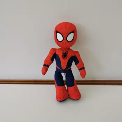 Simba Toys knuffel disney marvel spiderman 29cm - afbeelding 3