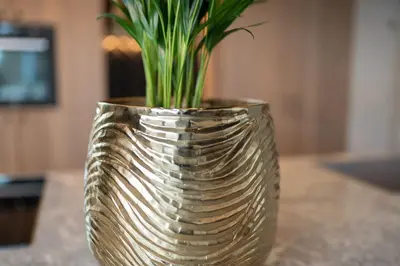 TS Collection bloempot marlie metaal 28x27cm gold - afbeelding 3