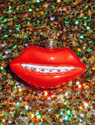 Vondels glazen kerstbal lippen met beugel 9cm rood - afbeelding 4