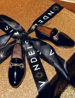 Vondels glazen kerstbal loafer 10cm zwart - afbeelding 5
