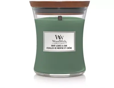 WoodWick medium candle mint leaves & oak 