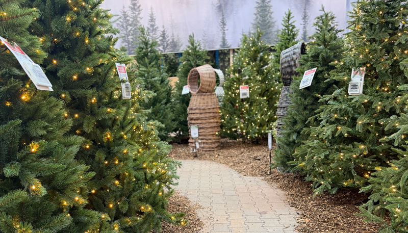 Minimaal 10% korting op kunstkerstbomen